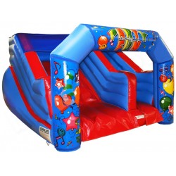 Toboggan Gonflable Avec Un Cadre Toboggan Gonflable Avec Un Cadre