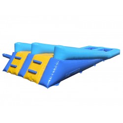 Glissière Eau À Deux Voies En Pente Glissière Eau À Deux Voies En Pente